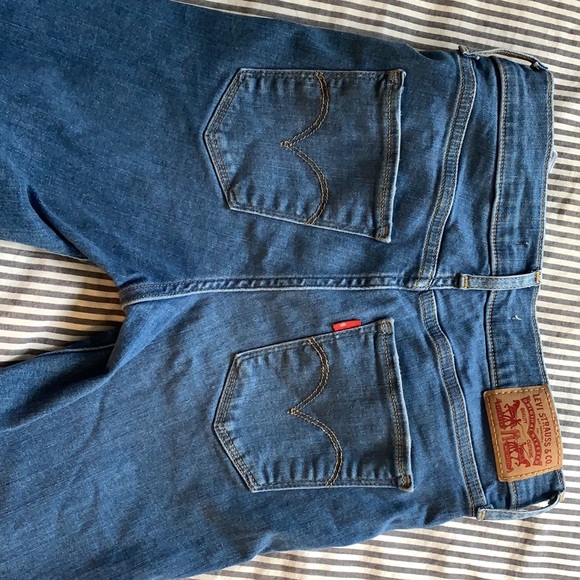 Levi Jeans - Picture 4 of 4